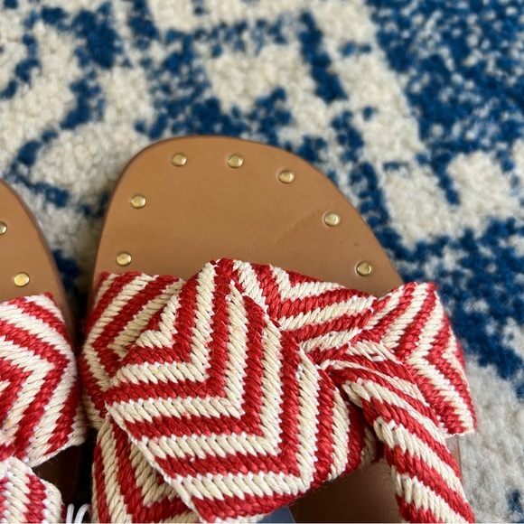 Women's Louise Chevron Print Knotted Slide Sandals - Universal Thread™ Red 7.5 - Picture 6 of 7